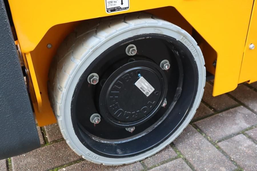 Haulotte Compact 8N Valid inspection, 8m Working Height, 35