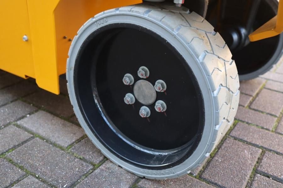 Haulotte Compact 8N Valid inspection, 8m Working Height, 35