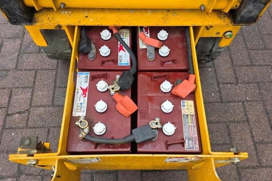 Haulotte Compact 8 As-Is, Electric, 8m Working Height, 350k
