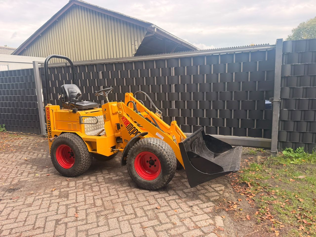 Kmikmops 130 minishovel kubota bobcat yanmar minigraver