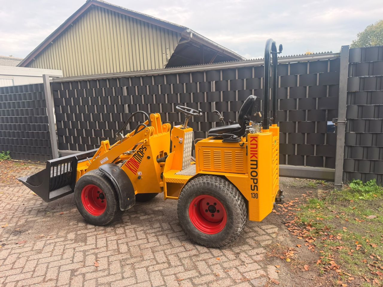 Kmikmops 130 minishovel kubota bobcat yanmar minigraver