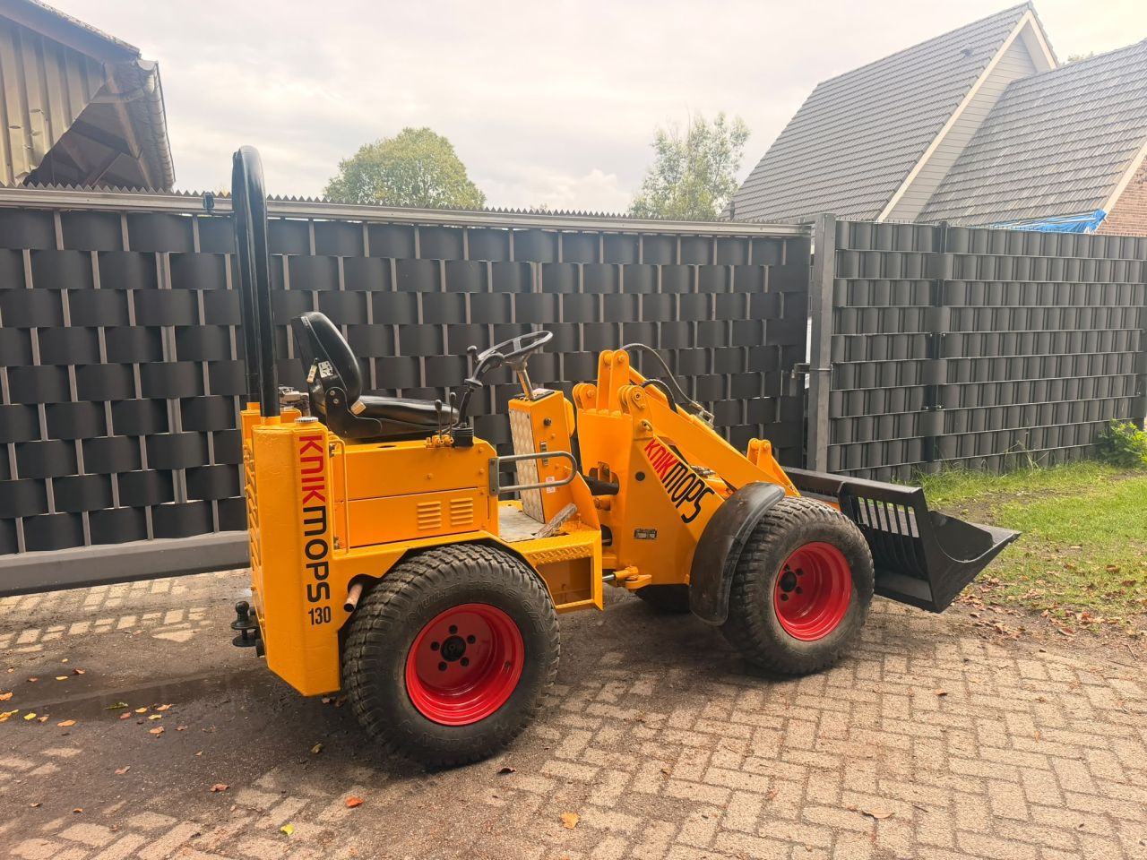 Kmikmops 130 minishovel kubota bobcat yanmar minigraver