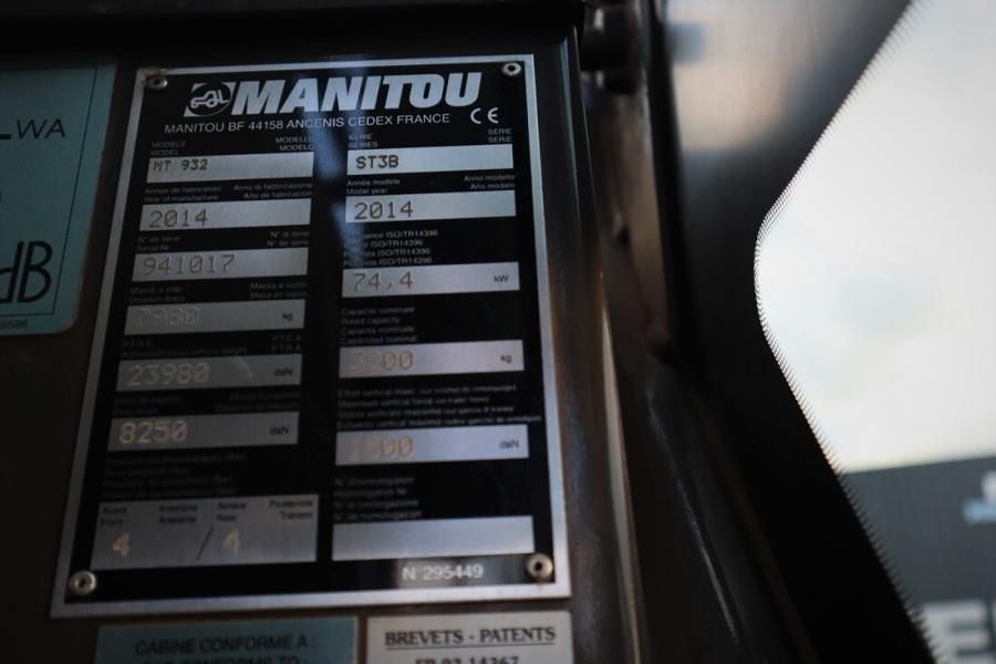 Manitou MT932 Valid inspection, Diesel, 4x4x4 Drive, 9m Li