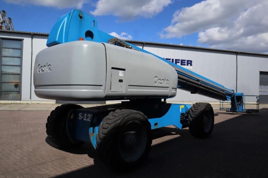 Genie S125 Valid inspection, Diesel, 4x4x4 Drive, 40.1m