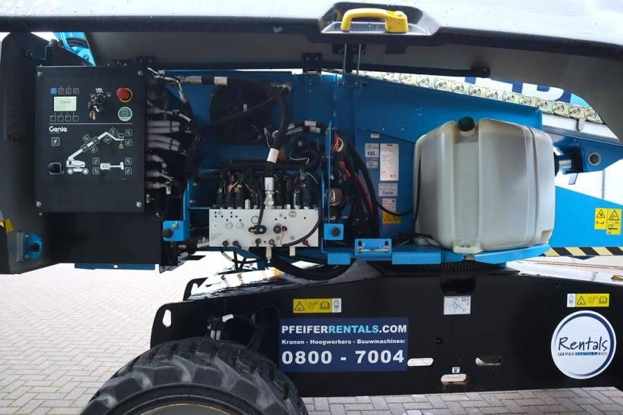 Genie S65XC Valid inspection, Diesel, 4x4 Drive, 21.8m W