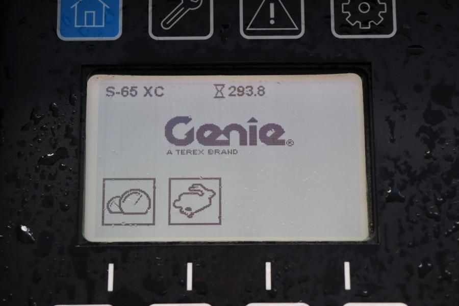 Genie S65XC Valid inspection, Diesel, 4x4 Drive, 21.8m W