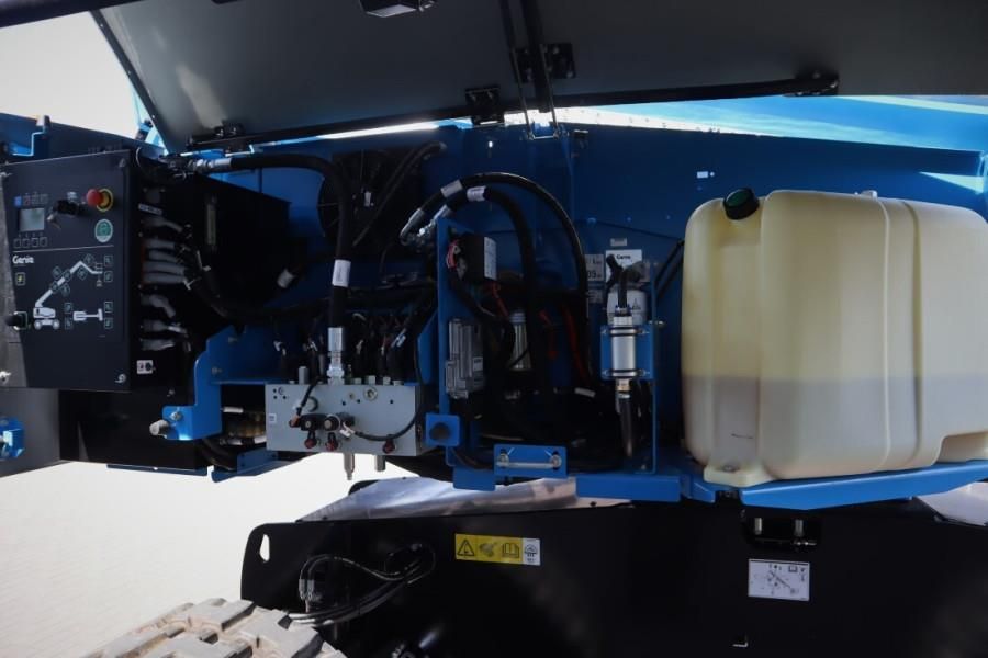 Genie S65XC Trax Valid inspection, Diesel, 4x4 Drive Tra