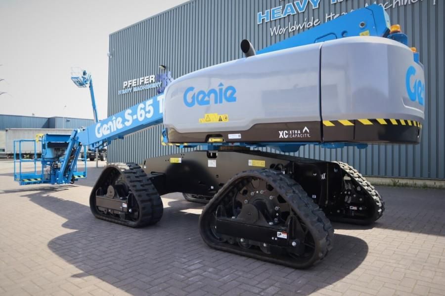 Genie S65XC Trax Valid inspection, Diesel, 4x4 Drive Tra
