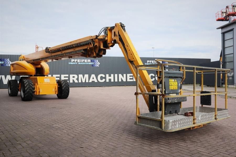 JLG 1350SJP Diesel, 4x4x4 Drive 43.3m Working Height,