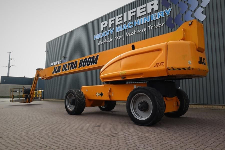 JLG 1350SJP Diesel, 4x4x4 Drive 43.3m Working Height,
