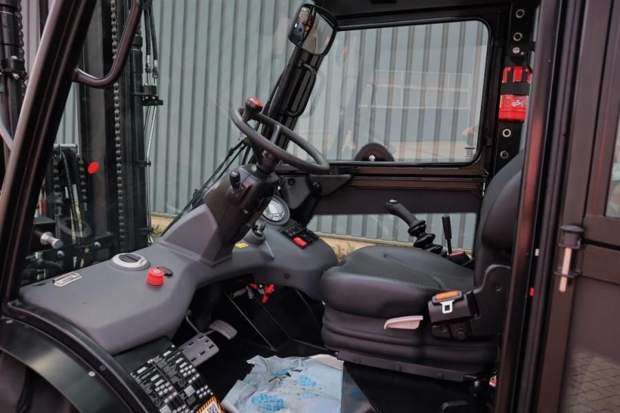 Manitou MC25-4 Valid Inspection, *Guarantee, Diesel, 4x4