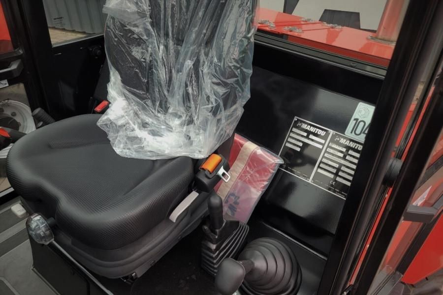 Manitou M30-4 Valid inspection, Diesel, 4x4 Drive, 3t Capa