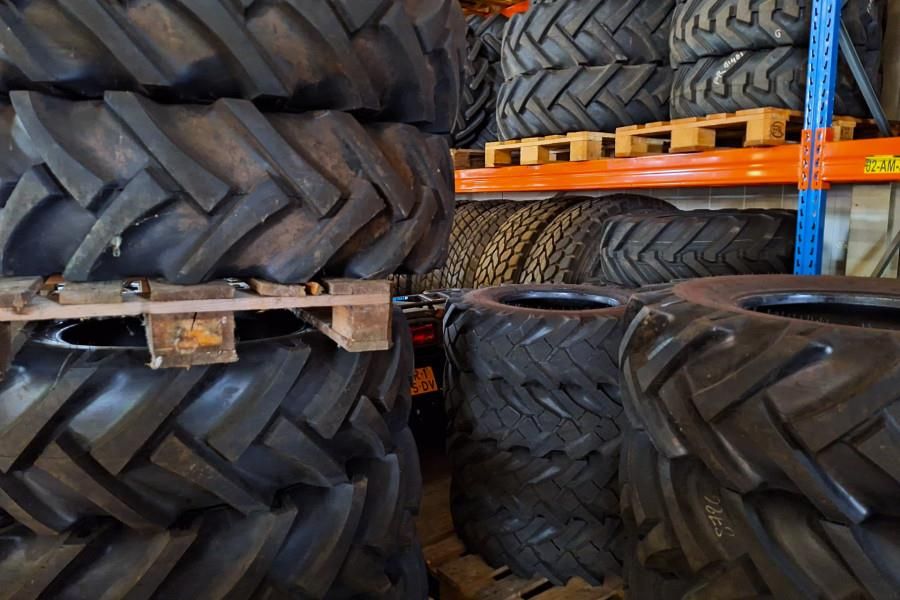 Manitou MC25-4 Valid Inspection, *Guarantee, Diesel, 4x4 D