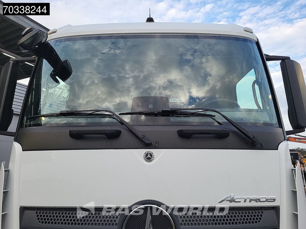 Mercedes Actros 1842 4X2 6,18m Box Tailgate Automatic Euro 6