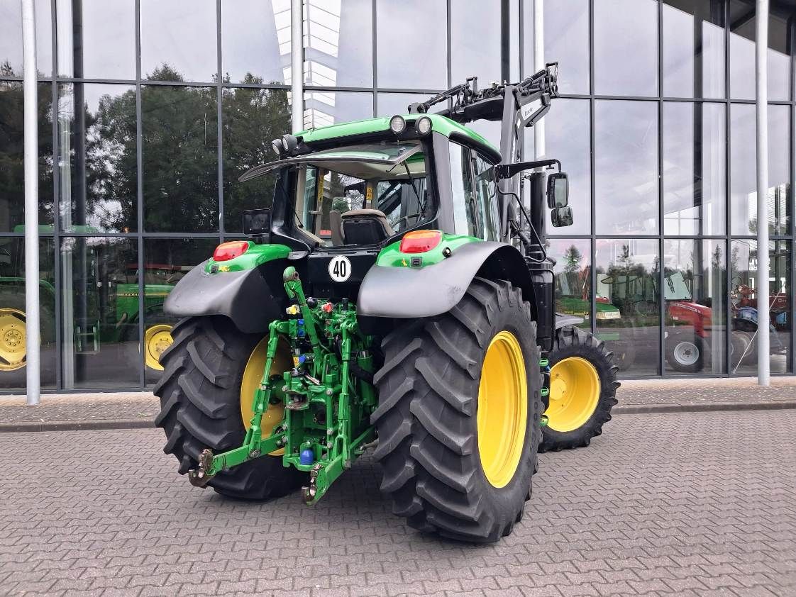 John Deere 6130M + frontlader + fronthef en PTO