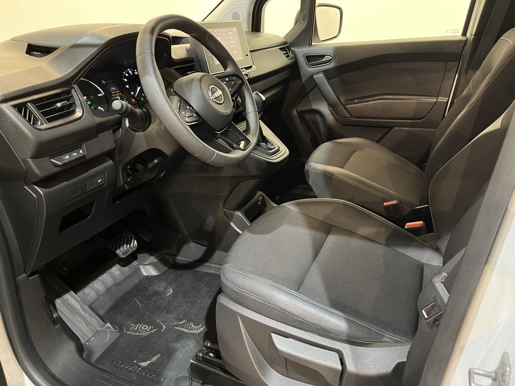 Nissan Townstar N-Connecta L1 44 kWh / 100% elektrisch !! / SOH 99% / Airco / Cruise Control / CarPlay / Camera / 4.900 KM !!