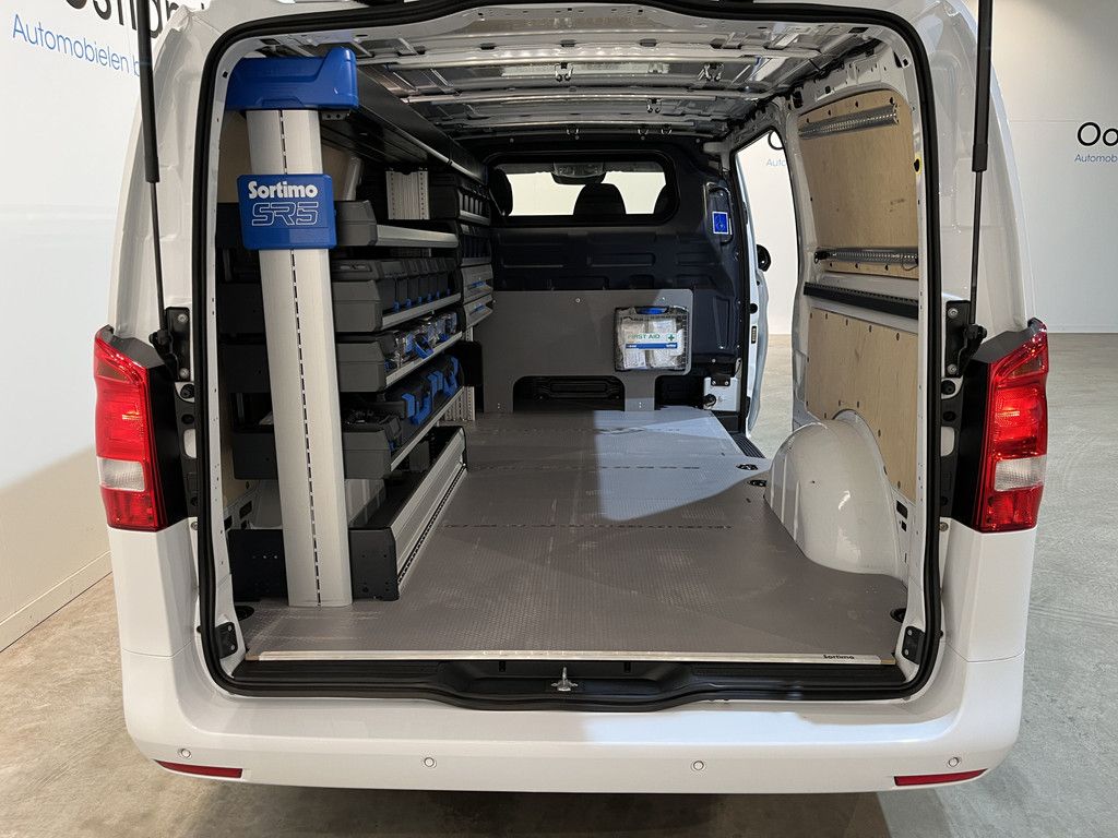 Mercedes-Benz Vito 116 CDI Extra Lang Servicebus / Sortimo Inrichting / Euro 6 / Airco / CarPlay / Camera / Cruise Control / Navigatie / Klep / 3-Zits /