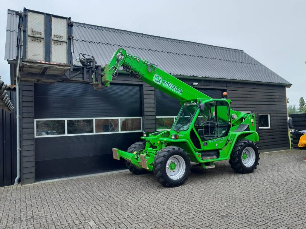 Merlo P 40.17 | Manbasket - Remote Control - 40 km/h
