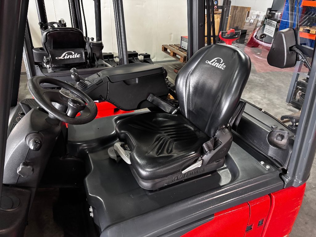 Zéér nette LINDE E16H-02 evo Elektrische heftruck