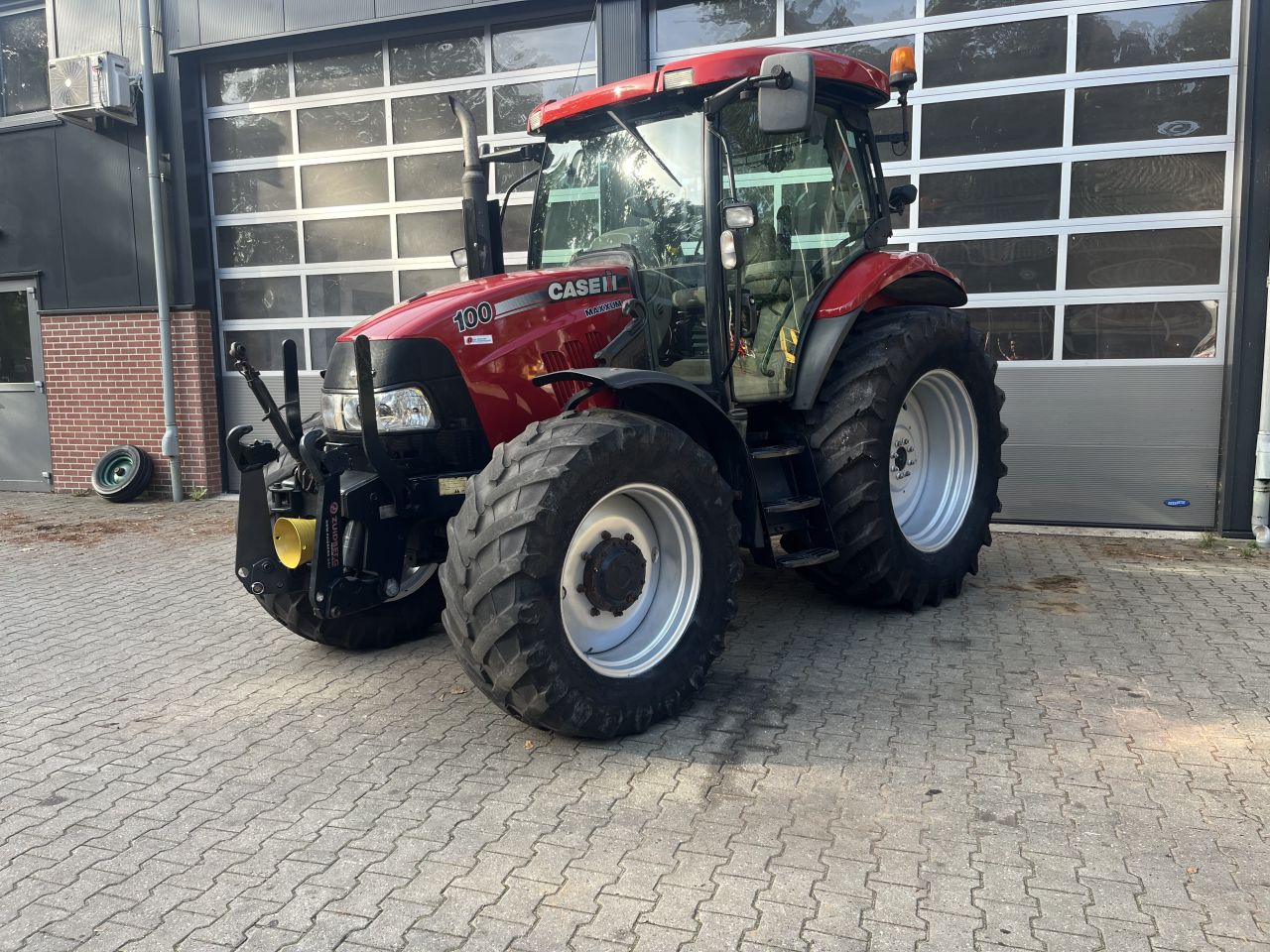 Case IH maxxum 100