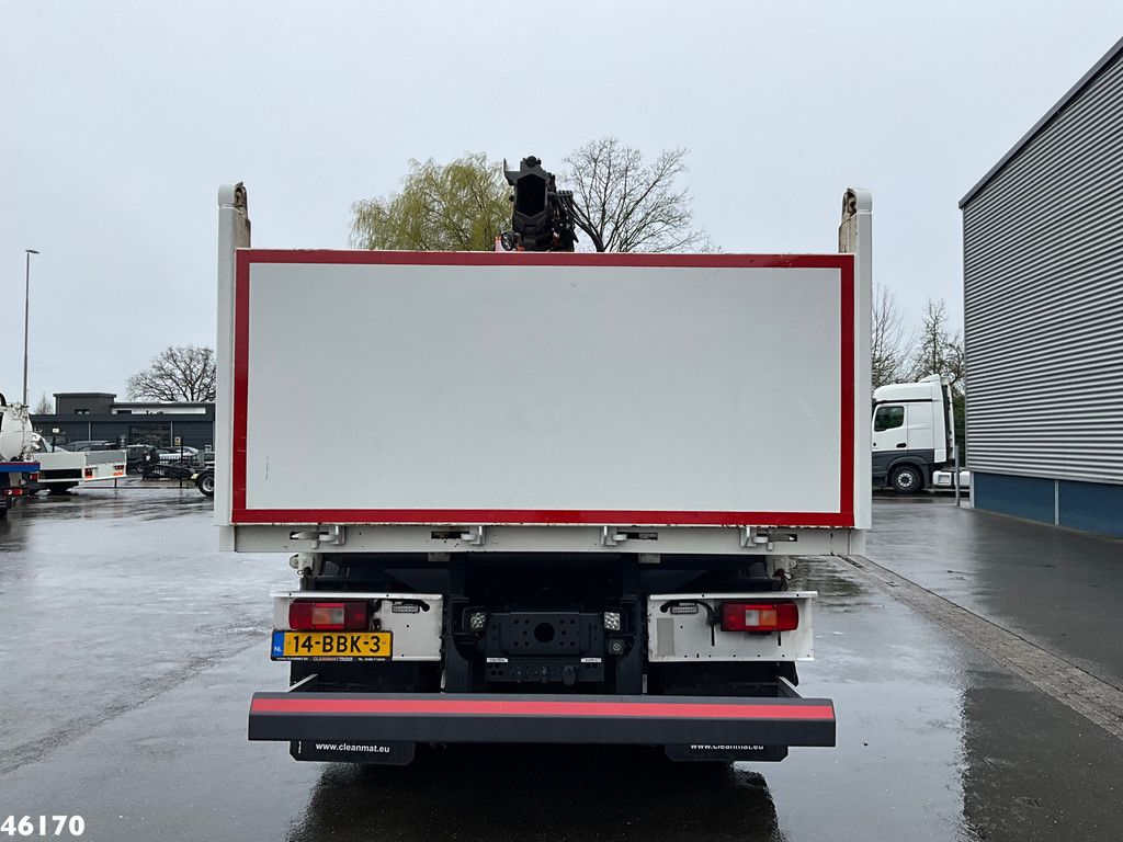 Volvo FH 420 8x4 HMF 22 Tonmeter laadkraan