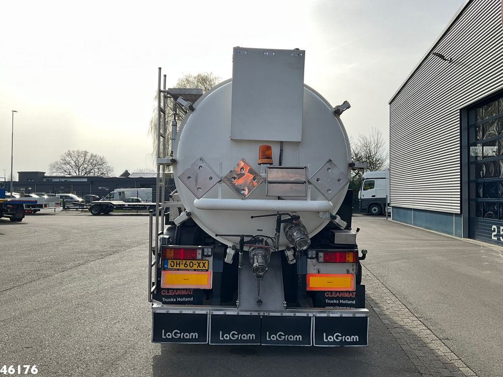Man TGX 18.400 ADR trekker + Burg met Bekker LaGram Vacuüm ADR opbouw 30m³