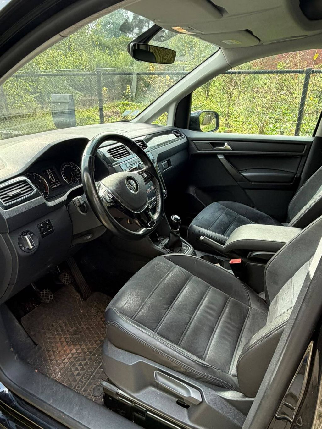 Volkswagen Caddy Maxi Kombi Van Petrol 125hp 2017 (Margin)