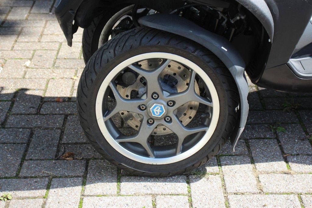 Scooter Piaggio MP3 Petrol 40hp 2017 (Margin)