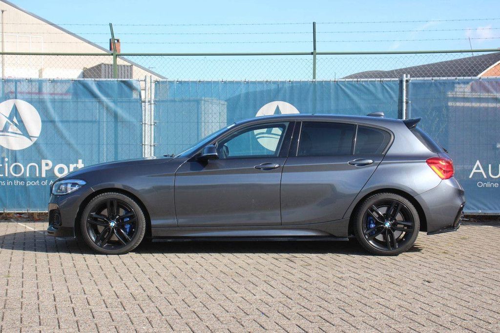 Passenger car BMW 118d xDrive Diesel 2017
