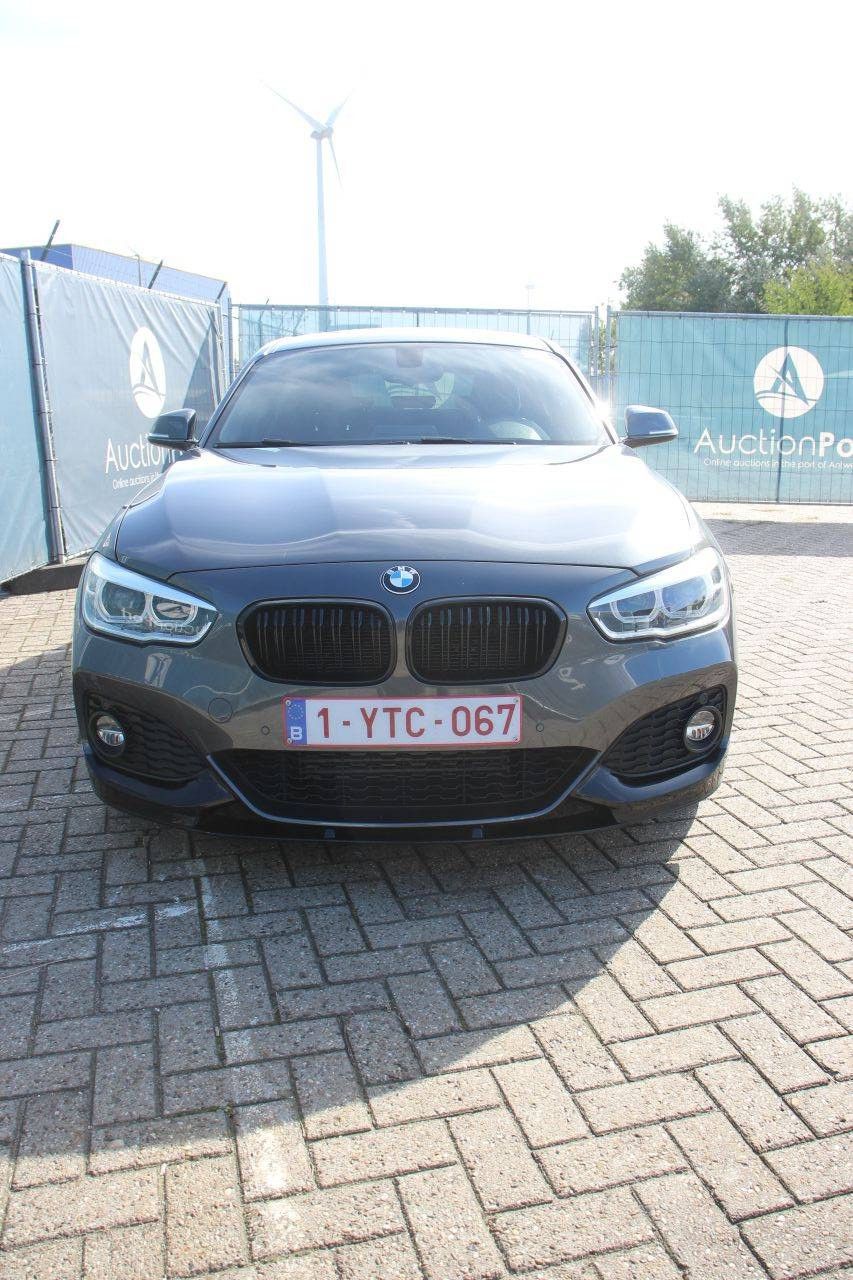Passenger car BMW 118d xDrive Diesel 2017