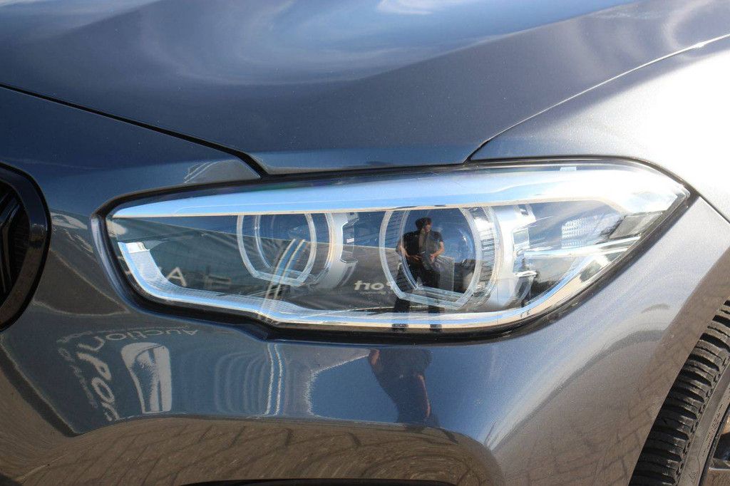 Passenger car BMW 118d xDrive Diesel 2017