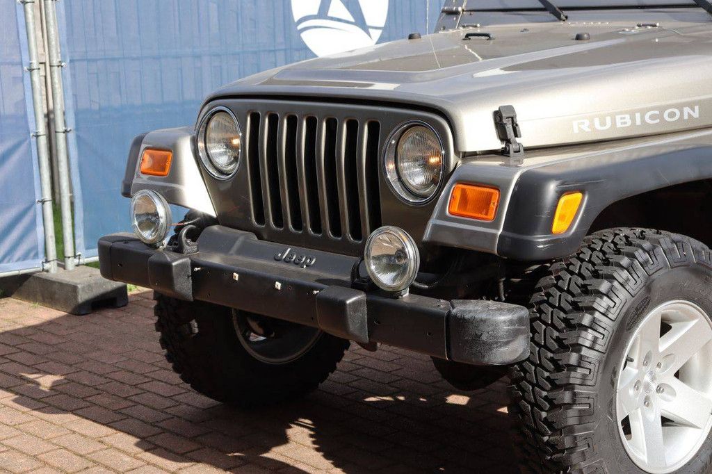 SUV Jeep Wrangler 4.0 Automatic Rubicon Gasoline 2005