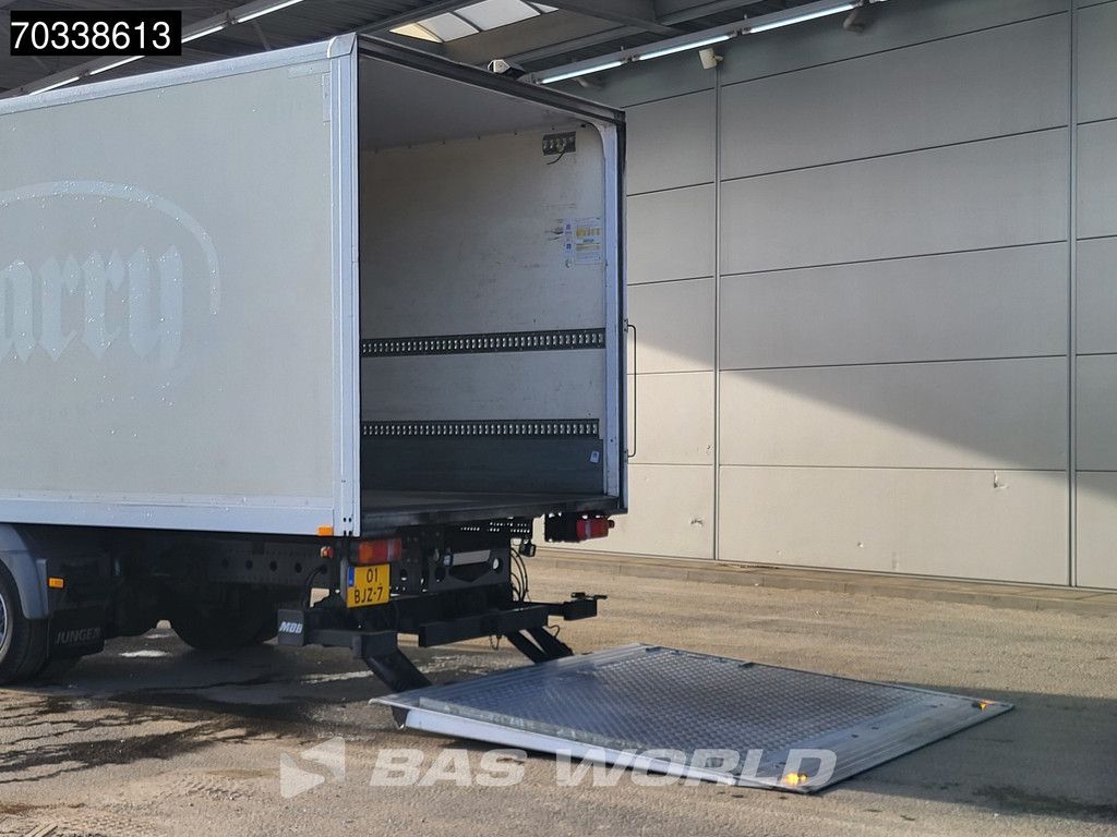 Mercedes Actros 1218 4X2 12t Manual Tailgate Euro 5 APK 06-2027