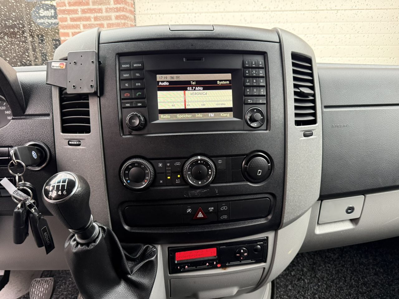Volkswagen Crafter 5000 kg L3H2 dubbellucht uitmuntende staat