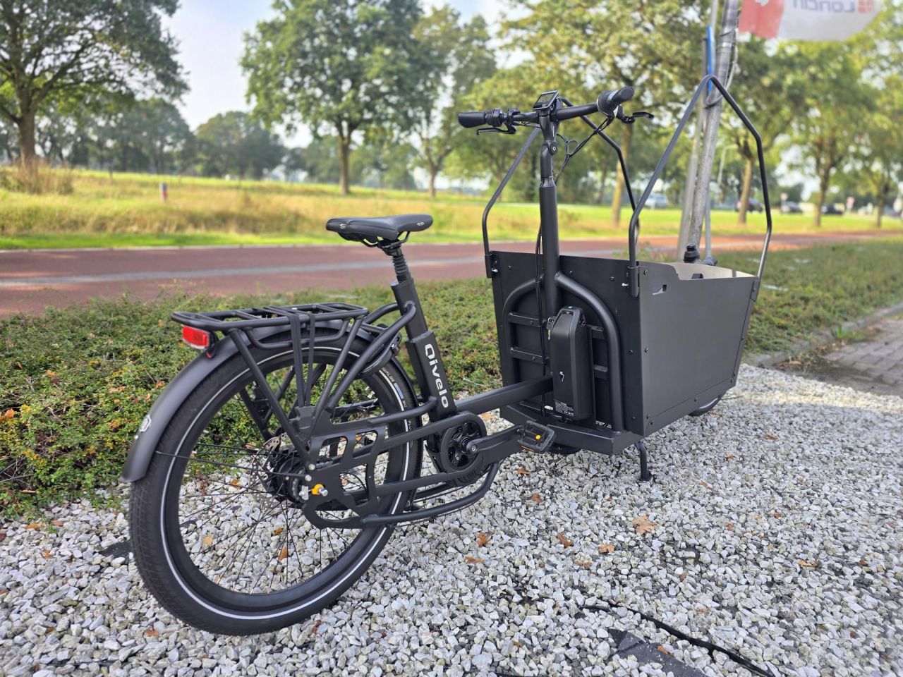 Qivelo Ananda Twowheel Elektrische bakfiets demomodel ZGAN