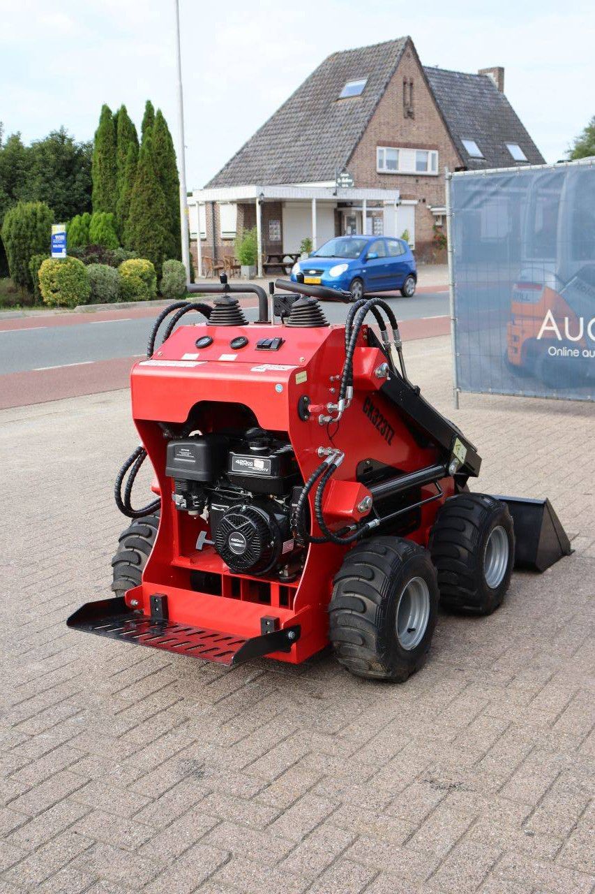 Skid steer loader SDLOOL/ Captok 323TZ Petrol 13.5hp 2026 New