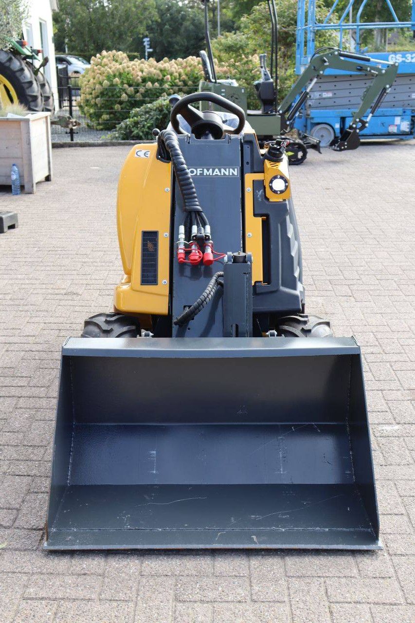 Hofmann H130 Skid Steer Loader Petrol 17kW 2026 New