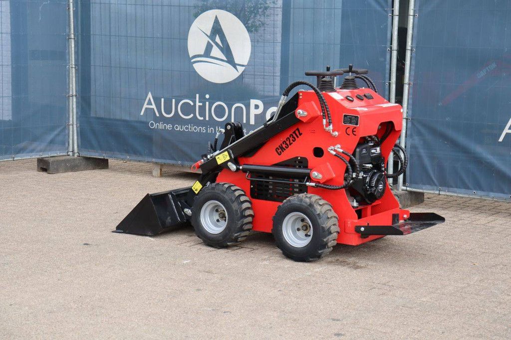 Captok CK323TZ Skid Steer Loader Petrol 13.5 hp 2026
