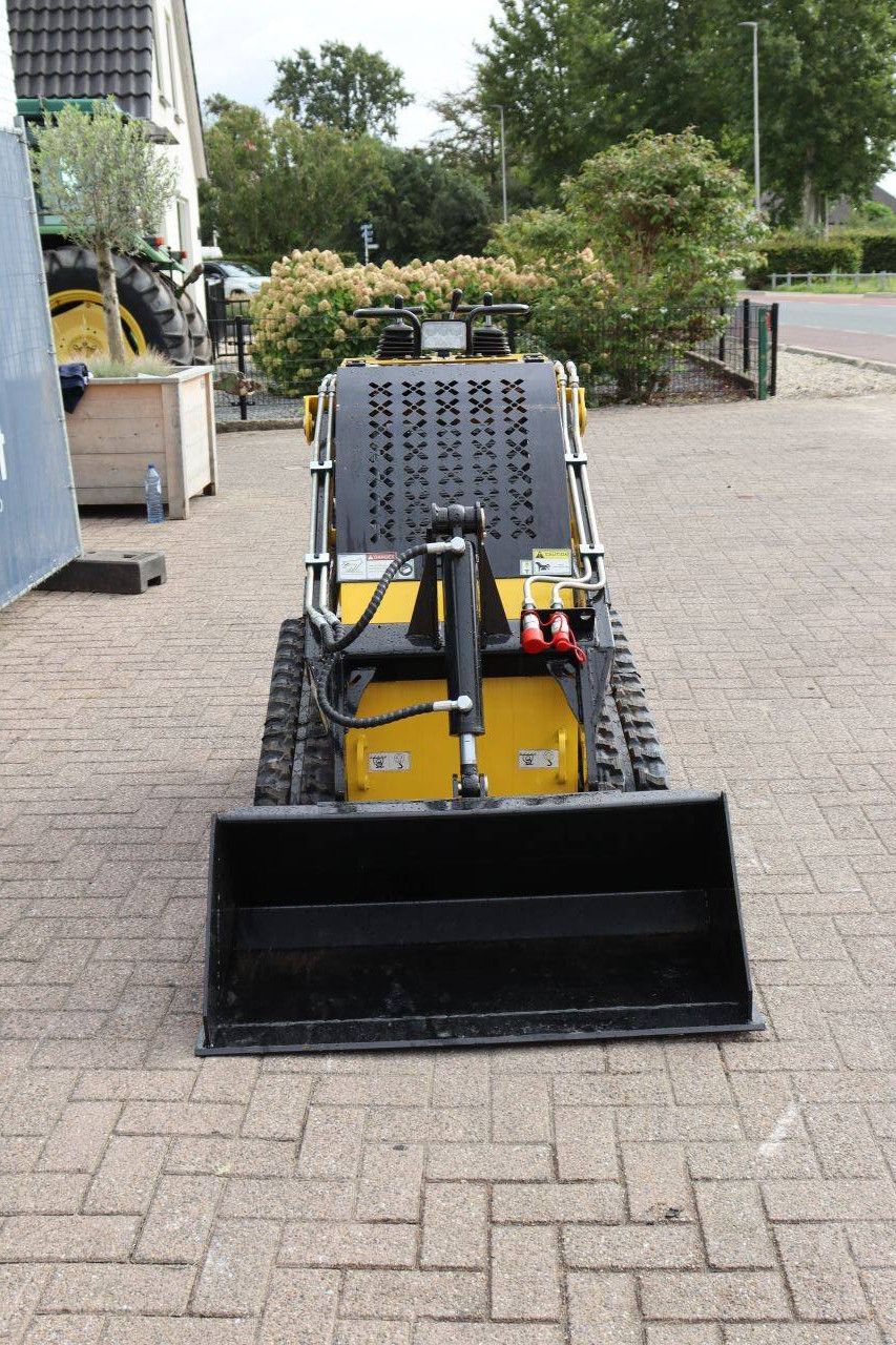 Delano T360 Skid Steer Loader Petrol 18hp 2026 New