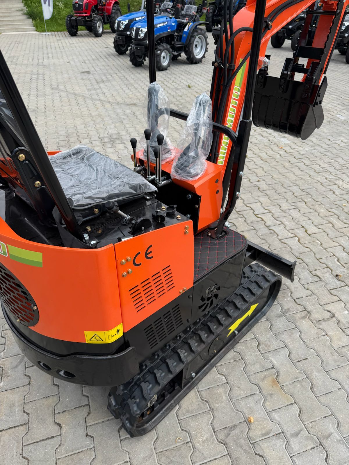Graafmachine Hinomoto COMBAC 10B NIEUW!