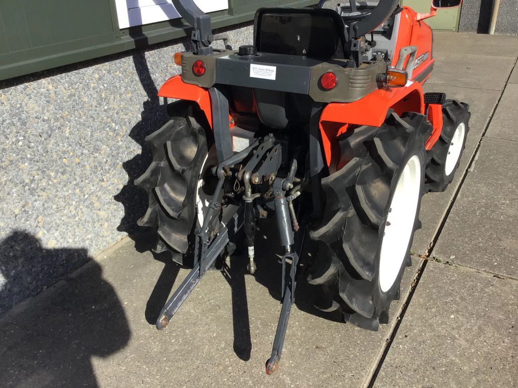 Kubota Aste A-175