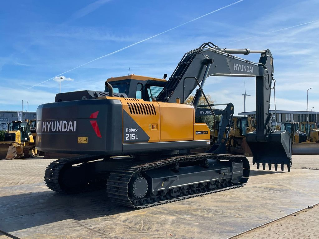 Hyundai R215L