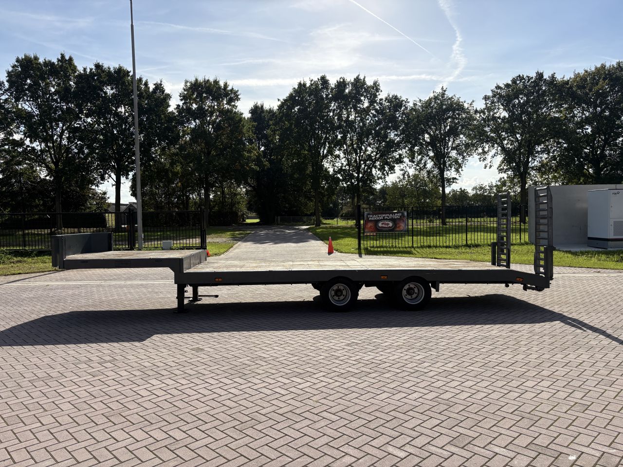 Be oplegger semi dieplader 9 TON Veldhuizen