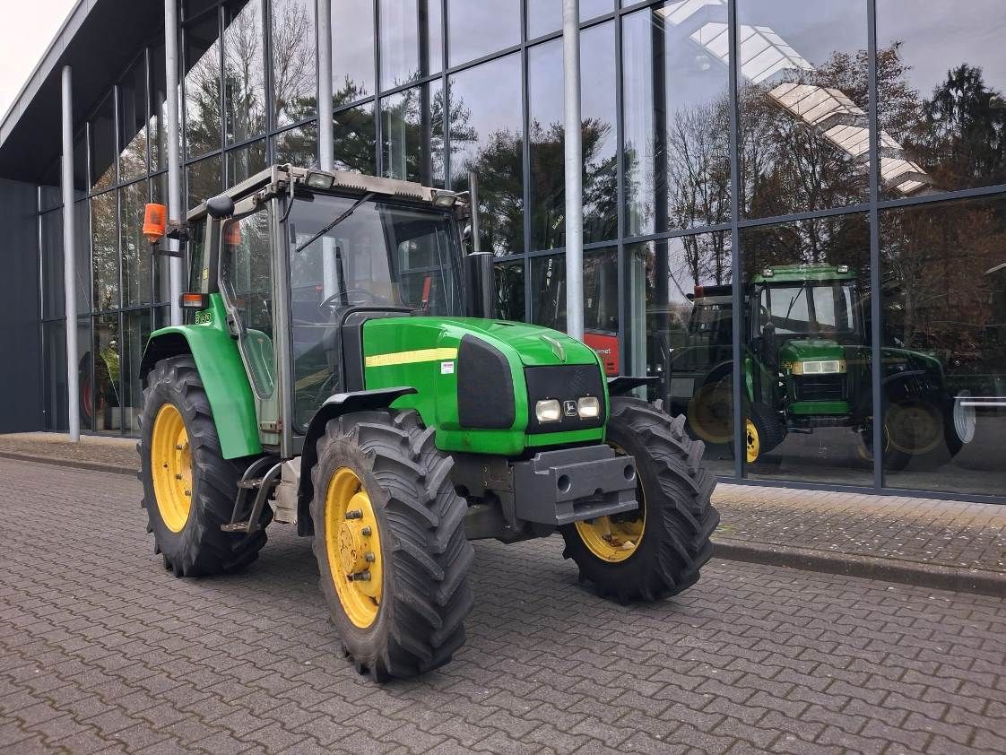 John Deere 3100