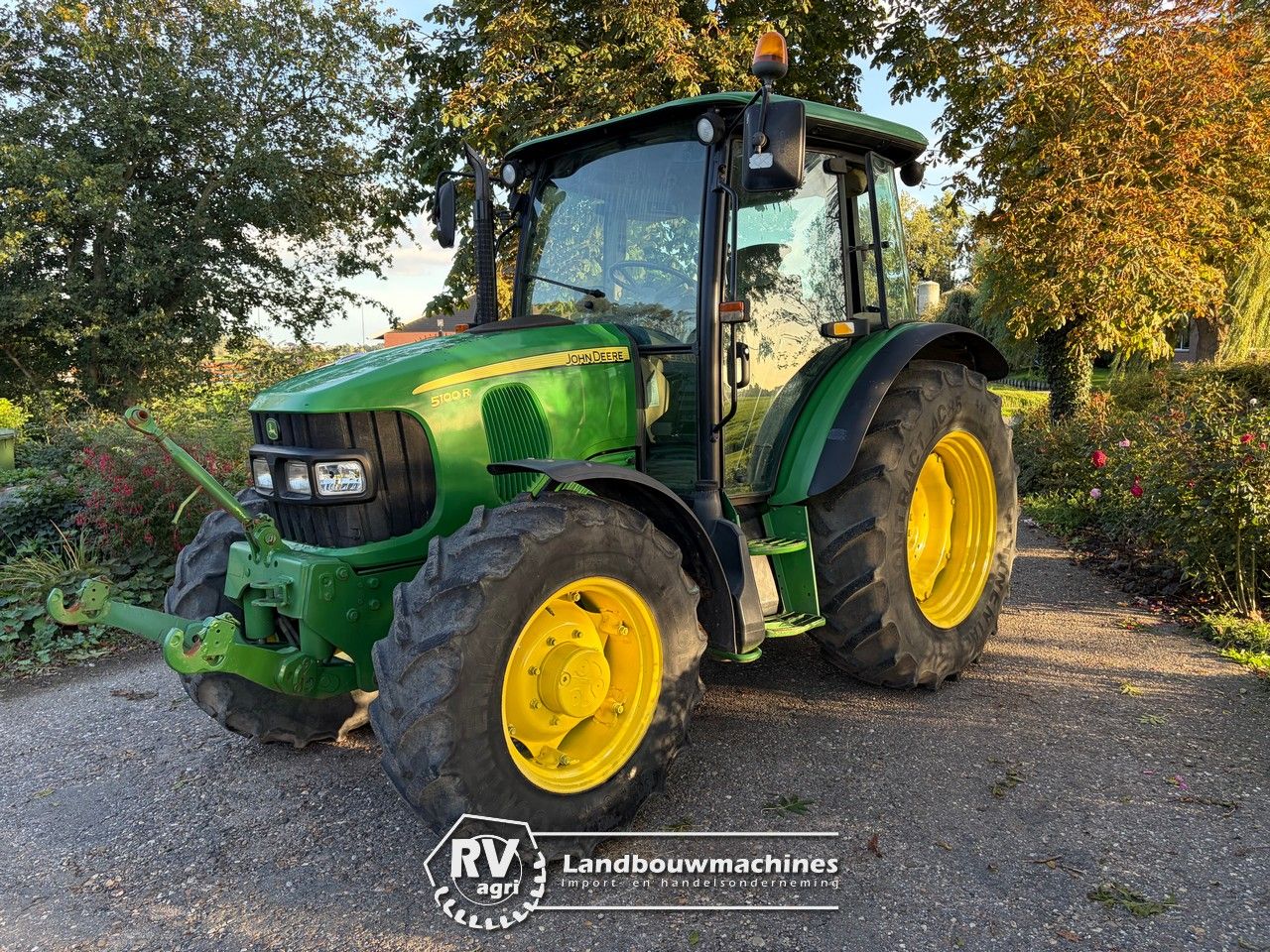 John Deere 5100R