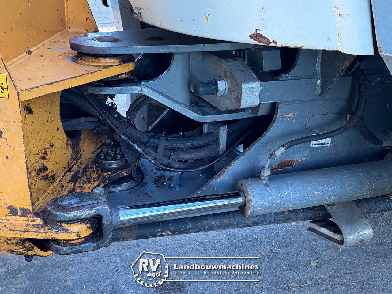 Liebherr L514 Stereo shovel | Knik + vierwielbesturing!