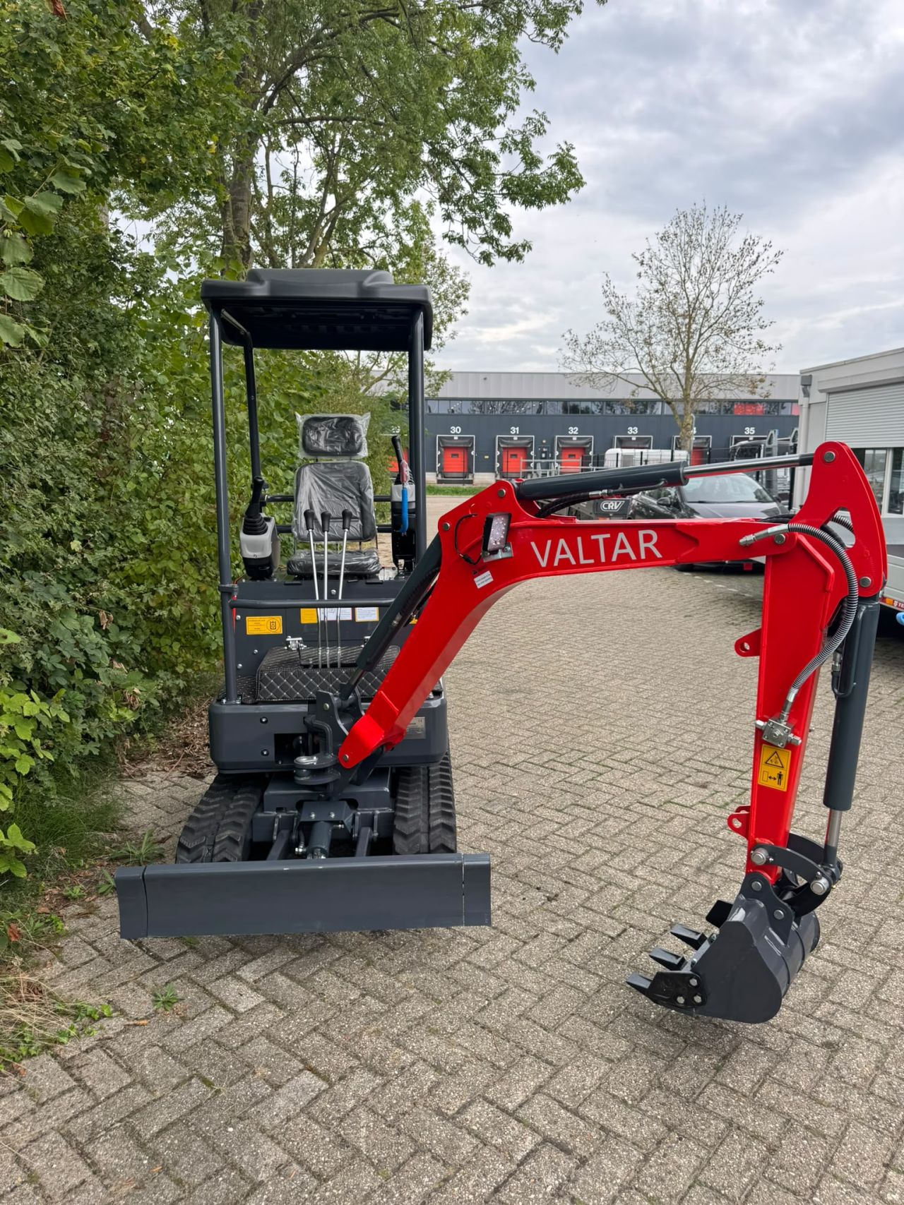 VALTAR KJ15 1.5t Minigraver KUBOTA