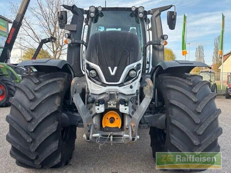 Valtra T235