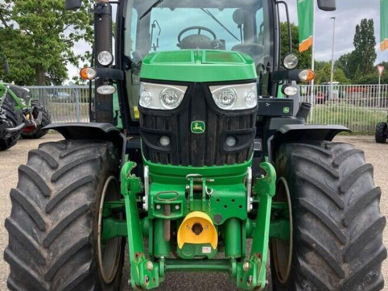 John Deere 6125R