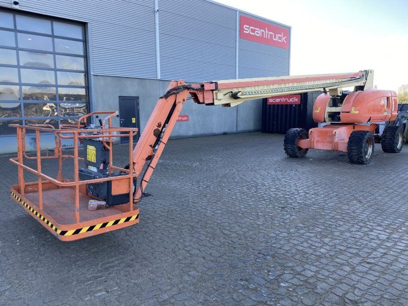 JLG 860SJ